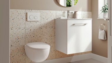 Majhna kopalnica Geberit Selnova s stensko WC školjko in umivalnikom